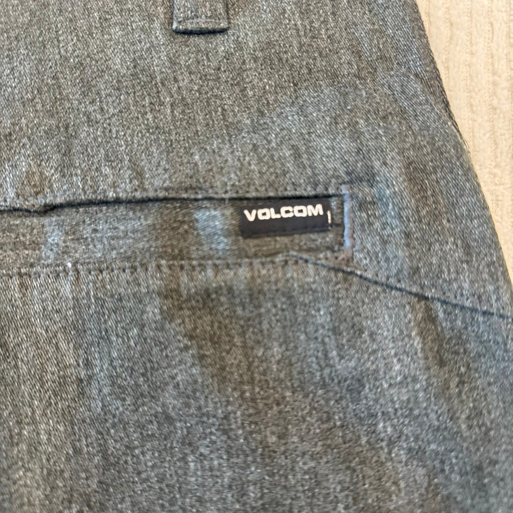 Volcom Mens Frickin Modern Fit Stretch Chino Shorts Charcoal Grey SZ 29 A09117V3 - Picture 5 of 9
